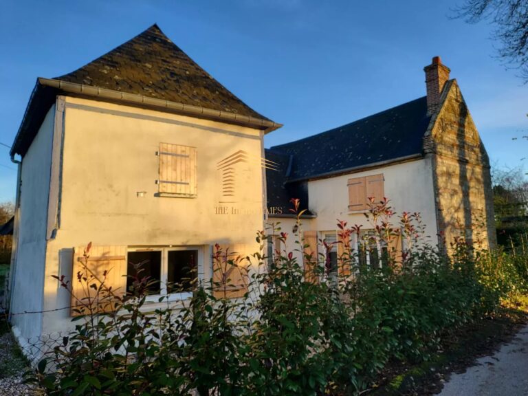 MAISON DE CHARME proche MER et COMMERCES