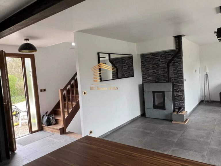 QUEVREVILLE la POTERIE. MAISON de 105m². Terrain 2068m²